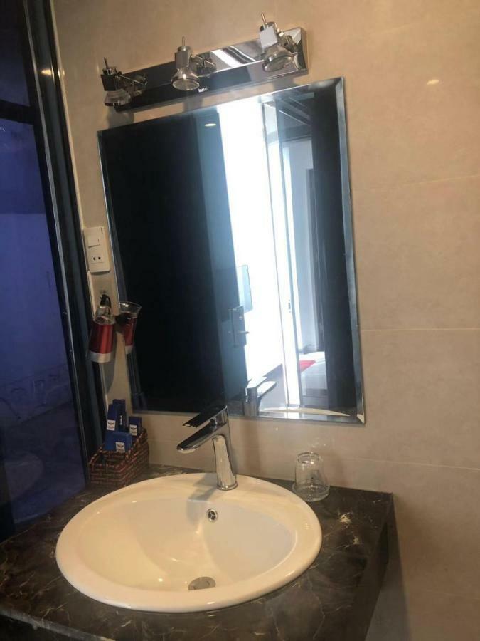 Lakeside Dailai Hotel Phuc Yen Екстер'єр фото